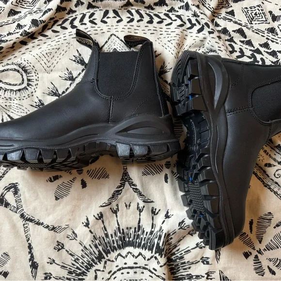 BNWOB Blundstone workboots - AU3/US6 (women's) - Picture 8 of 8